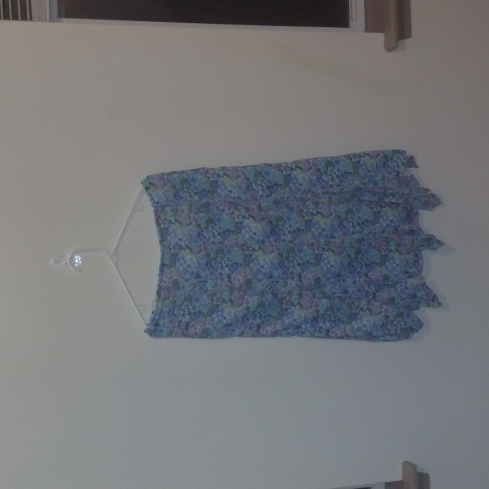 Woman skirt